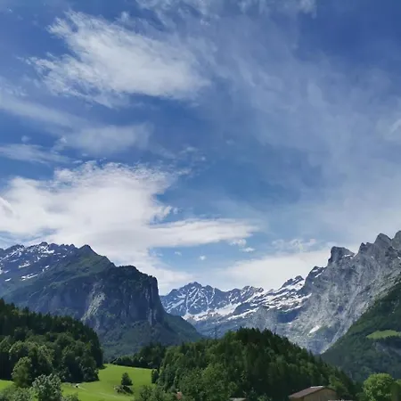 Neu Eingerichtete Im Haslital *